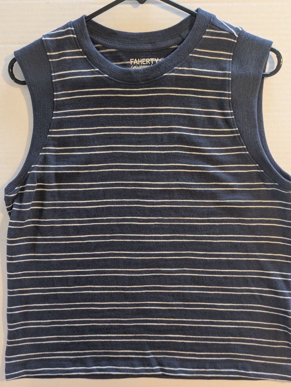 Faherty Women's Navy and White Striped Sleeveless Tank- Sm (NWOT)